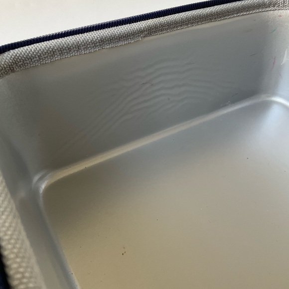 Pottery Barn Kids Navy Dinosaur Skeleton Lunch Box Tote - Picture 13 of 14